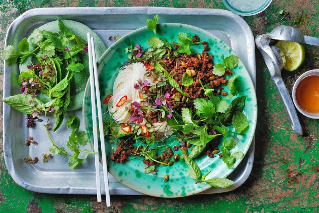 Spicy lamb larb with vermicelli recipe