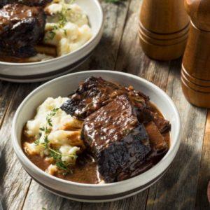 beef ribs with mashed potatoes