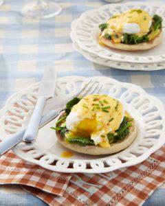 Eggs Florentine with Homemade Hollandaise recipe