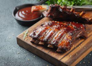 beef ribs with bbq sauce