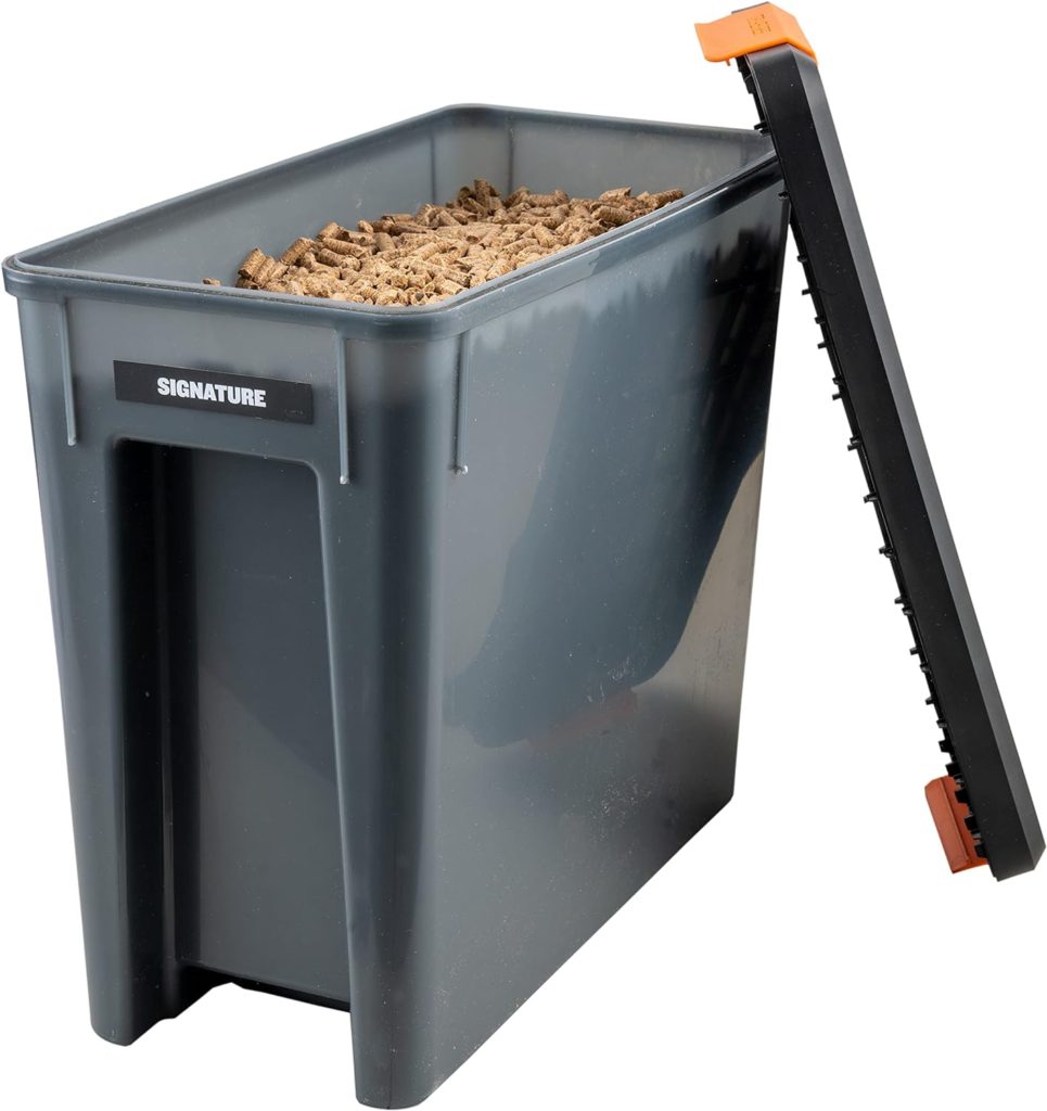 Traeger Pellet Grills BAC637 Stay Dry Pellet Bin, Wood Pellet Storage with Locking Lid, Black