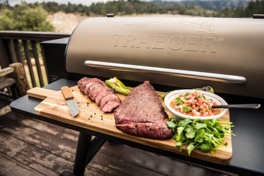 Traeger BAC363 34 Series Folding Shelf  Grills Signature Blend 100% All-Natural Wood Pellets for Smokers and Pellet Grills, BBQ, Bake, Roast, and Grill, 20 lb. Bag